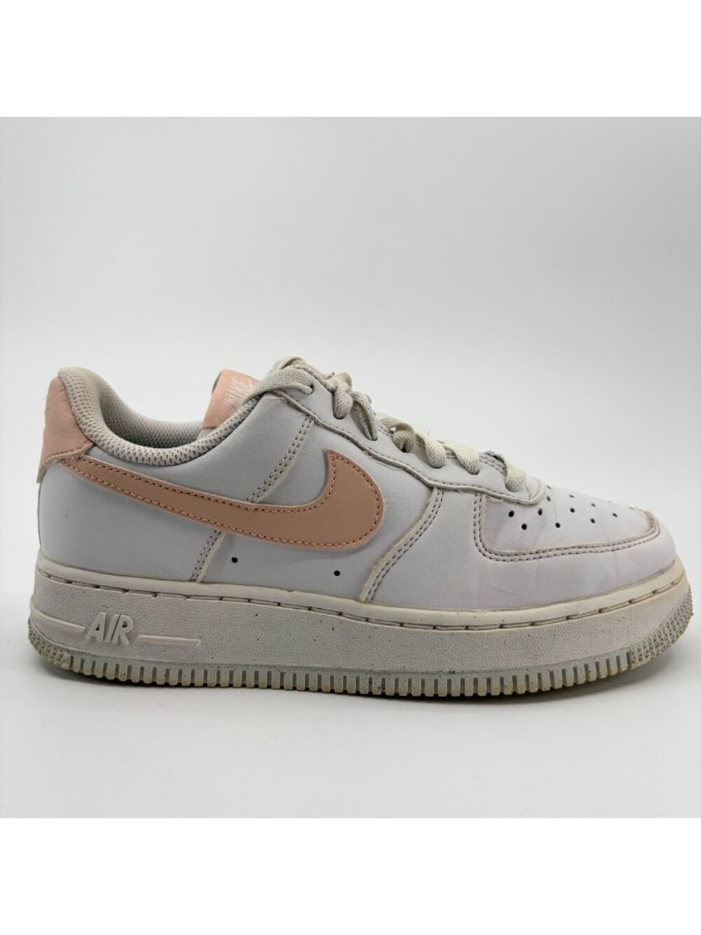 Nike Air Force 1 Low Next Nature Womens Size 6 White Athletic Shoes Sneakers